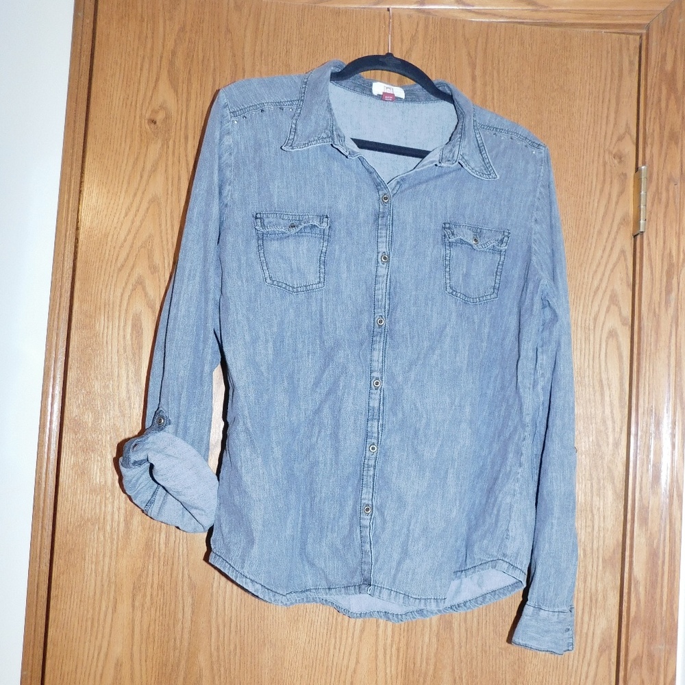 Denim Button Up - Picture 6 of 8